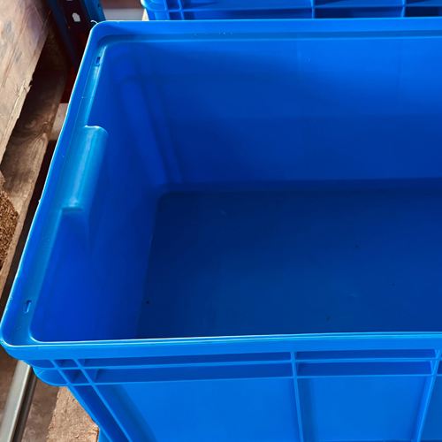 Collection tank for filter cake