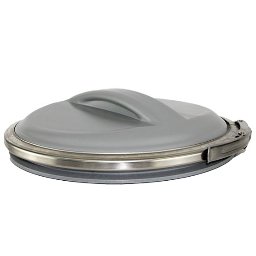 Manhole made of PPs without spigot, cover made of PPs, with new grip shape